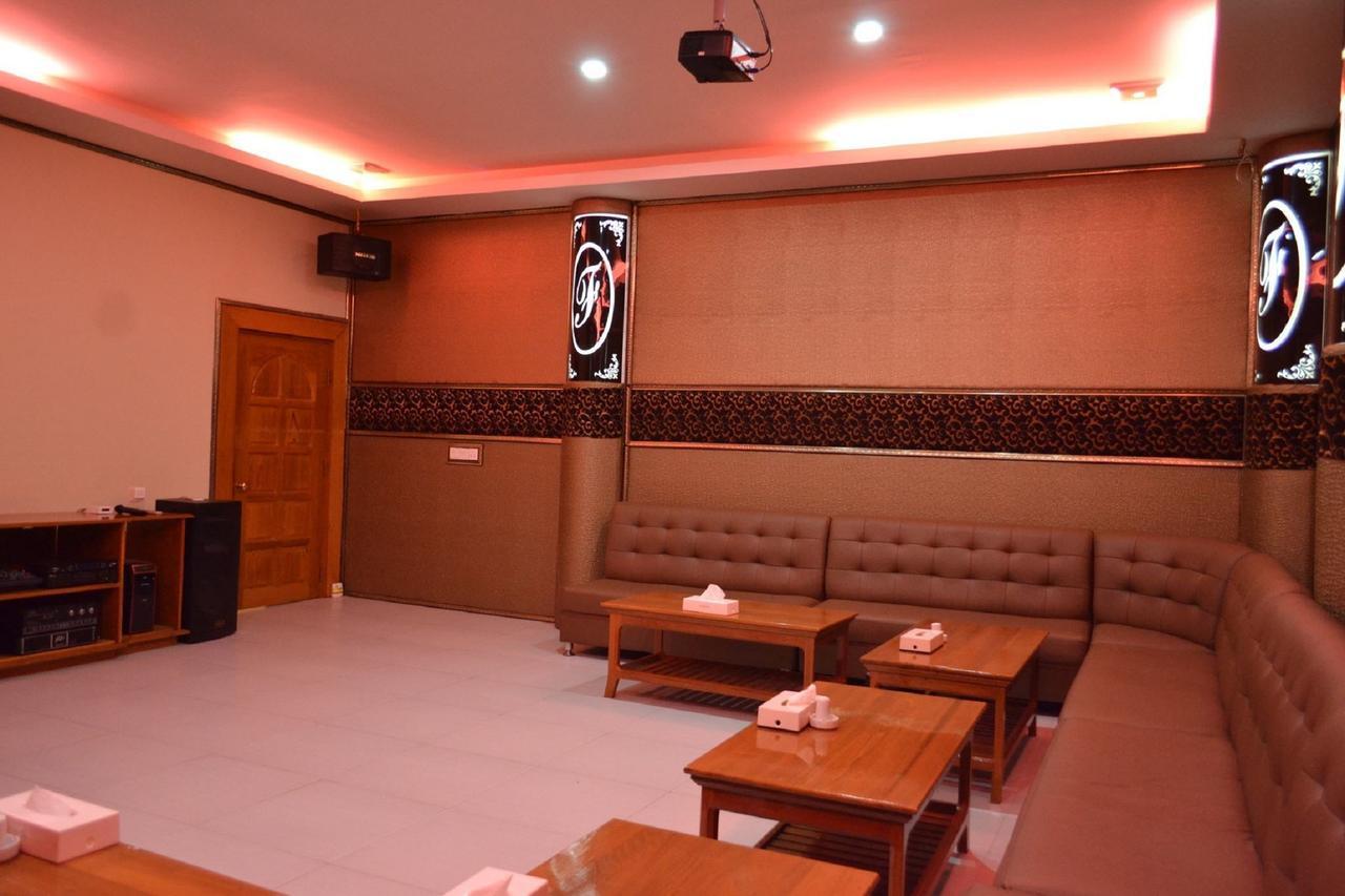 Famous Hotel 바고 외부 사진