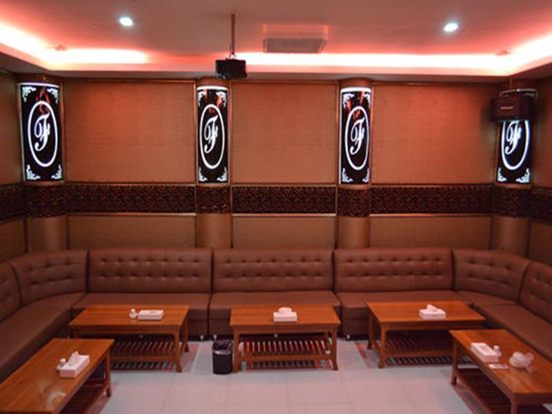 Famous Hotel 바고 외부 사진